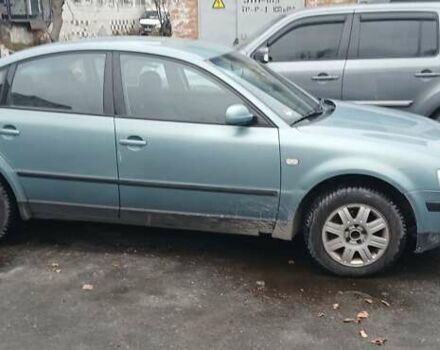 Зеленый Фольксваген Пассат, объемом двигателя 1.9 л и пробегом 340 тыс. км за 3800 $, фото 3 на Automoto.ua