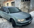 Зеленый Фольксваген Пассат, объемом двигателя 1.8 л и пробегом 300 тыс. км за 3499 $, фото 1 на Automoto.ua