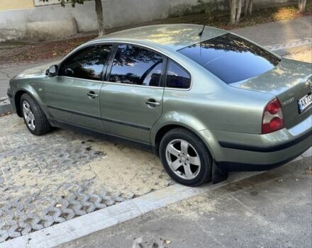 Зелений Фольксваген Пассат, об'ємом двигуна 1.8 л та пробігом 401 тис. км за 4550 $, фото 1 на Automoto.ua