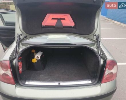 Зеленый Фольксваген Пассат, объемом двигателя 1.78 л и пробегом 266 тыс. км за 5000 $, фото 5 на Automoto.ua