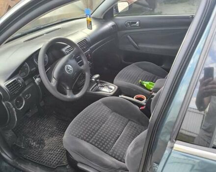 Зеленый Фольксваген Пассат, объемом двигателя 1.78 л и пробегом 290 тыс. км за 3700 $, фото 6 на Automoto.ua
