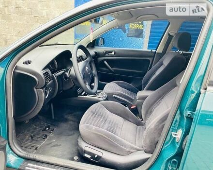 Зеленый Фольксваген Пассат, объемом двигателя 1.6 л и пробегом 249 тыс. км за 4100 $, фото 8 на Automoto.ua