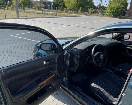 Зелений Фольксваген Пассат, об'ємом двигуна 1.8 л та пробігом 226 тис. км за 4500 $, фото 8 на Automoto.ua