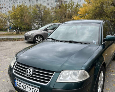 Зеленый Фольксваген Пассат, объемом двигателя 1.8 л и пробегом 382 тыс. км за 4000 $, фото 1 на Automoto.ua