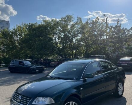 Зеленый Фольксваген Пассат, объемом двигателя 1.8 л и пробегом 382 тыс. км за 3600 $, фото 2 на Automoto.ua