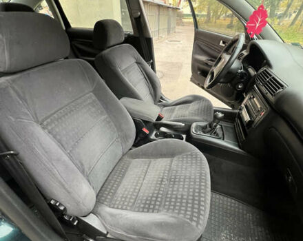 Зеленый Фольксваген Пассат, объемом двигателя 1.8 л и пробегом 382 тыс. км за 4000 $, фото 27 на Automoto.ua