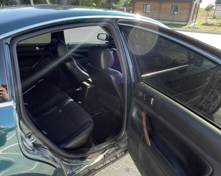 Зелений Фольксваген Пассат, об'ємом двигуна 1.8 л та пробігом 226 тис. км за 4500 $, фото 14 на Automoto.ua