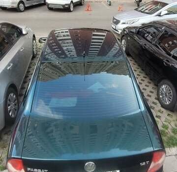 Зелений Фольксваген Пассат, об'ємом двигуна 1.8 л та пробігом 297 тис. км за 5400 $, фото 17 на Automoto.ua