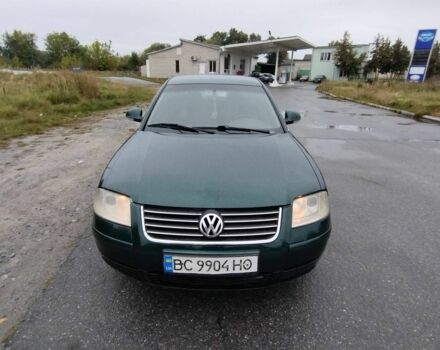 Зеленый Фольксваген Пассат, объемом двигателя 2 л и пробегом 280 тыс. км за 3100 $, фото 1 на Automoto.ua