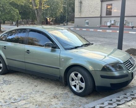 Зелений Фольксваген Пассат, об'ємом двигуна 1.8 л та пробігом 401 тис. км за 4550 $, фото 4 на Automoto.ua