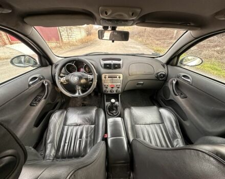 Зелений Фольксваген Пассат, об'ємом двигуна 1.9 л та пробігом 245 тис. км за 1350 $, фото 5 на Automoto.ua