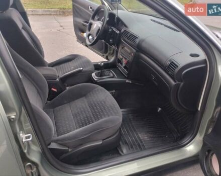 Зеленый Фольксваген Пассат, объемом двигателя 1.78 л и пробегом 266 тыс. км за 5000 $, фото 3 на Automoto.ua