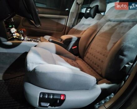 Зеленый Фольксваген Пассат, объемом двигателя 1.8 л и пробегом 210 тыс. км за 6700 $, фото 14 на Automoto.ua