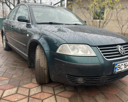 Зелений Фольксваген Пассат, об'ємом двигуна 1.8 л та пробігом 250 тис. км за 3400 $, фото 1 на Automoto.ua