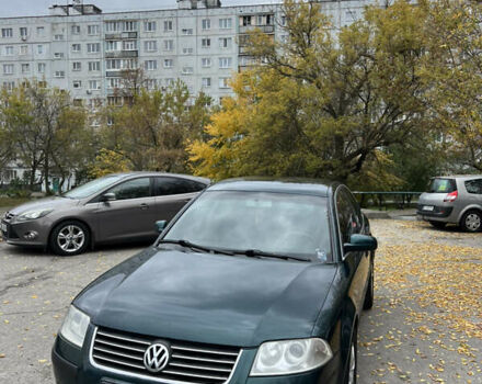 Зеленый Фольксваген Пассат, объемом двигателя 1.8 л и пробегом 382 тыс. км за 4000 $, фото 2 на Automoto.ua