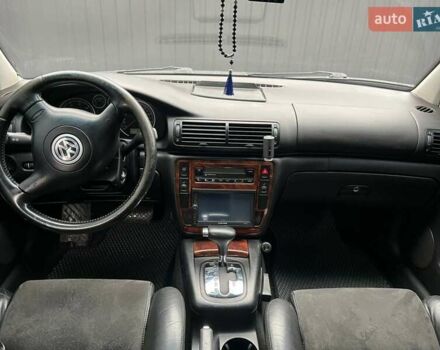 Зеленый Фольксваген Пассат, объемом двигателя 1.78 л и пробегом 250 тыс. км за 4550 $, фото 6 на Automoto.ua