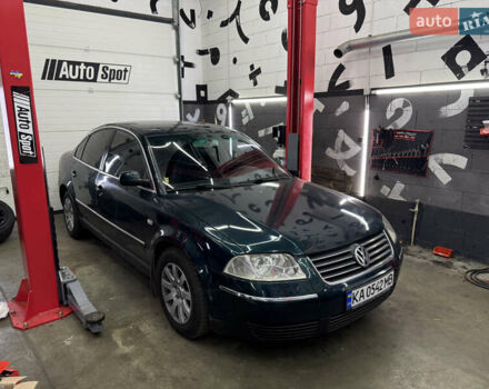 Зелений Фольксваген Пассат, об'ємом двигуна 1.8 л та пробігом 285 тис. км за 4499 $, фото 1 на Automoto.ua