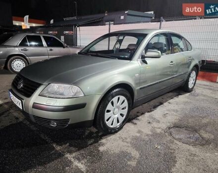 Зеленый Фольксваген Пассат, объемом двигателя 1.8 л и пробегом 210 тыс. км за 6700 $, фото 3 на Automoto.ua