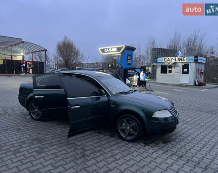 Зеленый Фольксваген Пассат, объемом двигателя 1.98 л и пробегом 300 тыс. км за 2850 $, фото 16 на Automoto.ua