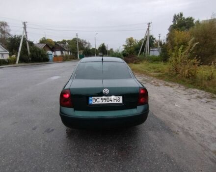 Зеленый Фольксваген Пассат, объемом двигателя 2 л и пробегом 280 тыс. км за 3100 $, фото 6 на Automoto.ua