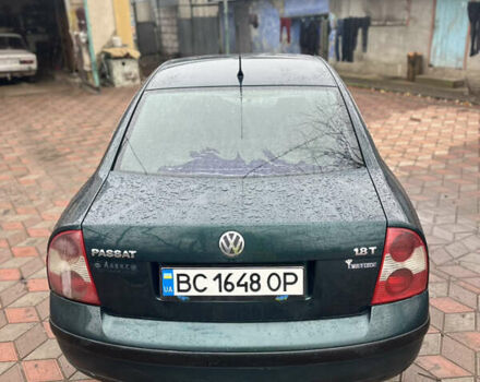 Зелений Фольксваген Пассат, об'ємом двигуна 1.8 л та пробігом 250 тис. км за 3400 $, фото 4 на Automoto.ua