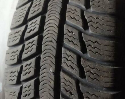 Зеленый Фольксваген Пассат, объемом двигателя 1.6 л и пробегом 329 тыс. км за 4600 $, фото 19 на Automoto.ua