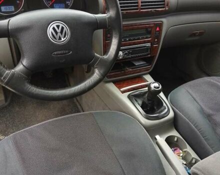 Зелений Фольксваген Пассат, об'ємом двигуна 1.78 л та пробігом 245 тис. км за 4200 $, фото 18 на Automoto.ua
