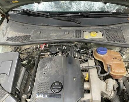 Зеленый Фольксваген Пассат, объемом двигателя 1.78 л и пробегом 195 тыс. км за 3500 $, фото 7 на Automoto.ua