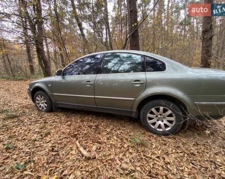 Зеленый Фольксваген Пассат, объемом двигателя 1.78 л и пробегом 195 тыс. км за 3500 $, фото 4 на Automoto.ua