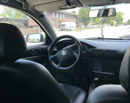 Зеленый Фольксваген Пассат, объемом двигателя 1.8 л и пробегом 314 тыс. км за 5400 $, фото 7 на Automoto.ua