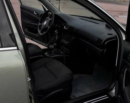 Зелений Фольксваген Пассат, об'ємом двигуна 1.6 л та пробігом 202 тис. км за 4399 $, фото 8 на Automoto.ua