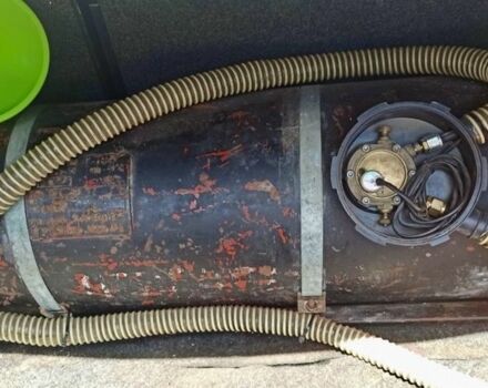 Зеленый Фольксваген Пассат, объемом двигателя 1.8 л и пробегом 177 тыс. км за 4000 $, фото 6 на Automoto.ua