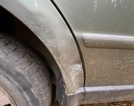 Зеленый Фольксваген Пассат, объемом двигателя 1.78 л и пробегом 195 тыс. км за 3500 $, фото 6 на Automoto.ua