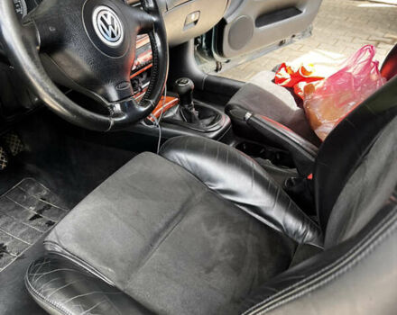 Зеленый Фольксваген Пассат, объемом двигателя 1.8 л и пробегом 251 тыс. км за 4000 $, фото 6 на Automoto.ua