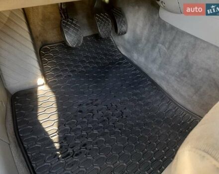 Зелений Фольксваген Пассат, об'ємом двигуна 1.6 л та пробігом 254 тис. км за 4799 $, фото 20 на Automoto.ua