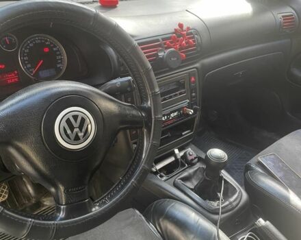 Зеленый Фольксваген Пассат, объемом двигателя 9 л и пробегом 300 тыс. км за 2250 $, фото 5 на Automoto.ua