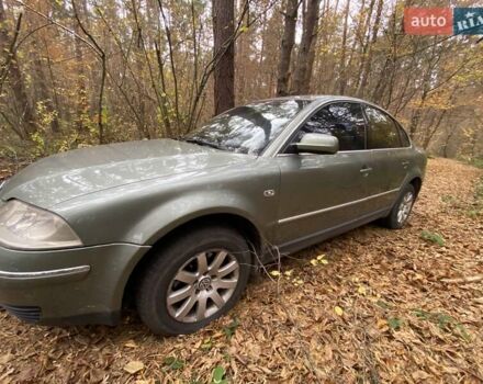 Зеленый Фольксваген Пассат, объемом двигателя 1.78 л и пробегом 195 тыс. км за 3500 $, фото 2 на Automoto.ua