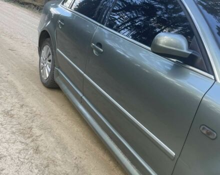 Зеленый Фольксваген Пассат, объемом двигателя 9 л и пробегом 300 тыс. км за 2250 $, фото 1 на Automoto.ua