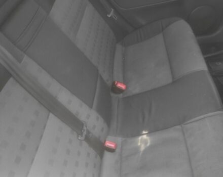 Зеленый Фольксваген Пассат, объемом двигателя 1.8 л и пробегом 275 тыс. км за 3350 $, фото 3 на Automoto.ua