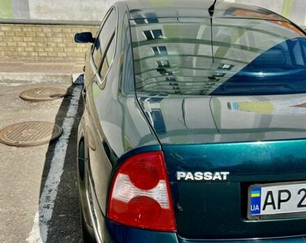 Зеленый Фольксваген Пассат, объемом двигателя 1.8 л и пробегом 177 тыс. км за 4000 $, фото 1 на Automoto.ua