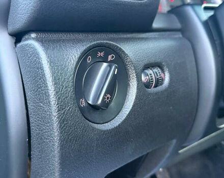 Зелений Фольксваген Пассат, об'ємом двигуна 1.6 л та пробігом 164 тис. км за 6499 $, фото 27 на Automoto.ua