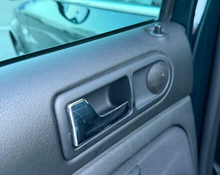 Зелений Фольксваген Пассат, об'ємом двигуна 1.6 л та пробігом 164 тис. км за 6499 $, фото 86 на Automoto.ua