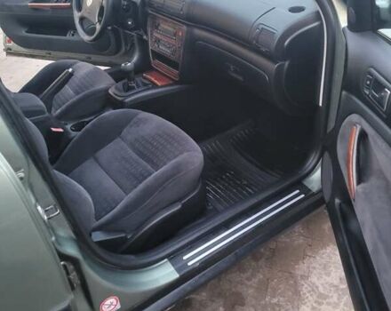 Зеленый Фольксваген Пассат, объемом двигателя 1.8 л и пробегом 299 тыс. км за 4700 $, фото 9 на Automoto.ua