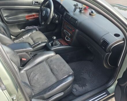 Зеленый Фольксваген Пассат, объемом двигателя 1.8 л и пробегом 351 тыс. км за 4000 $, фото 18 на Automoto.ua