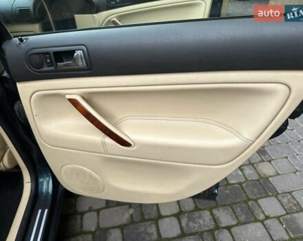 Зеленый Фольксваген Пассат, объемом двигателя 2.5 л и пробегом 273 тыс. км за 3899 $, фото 13 на Automoto.ua