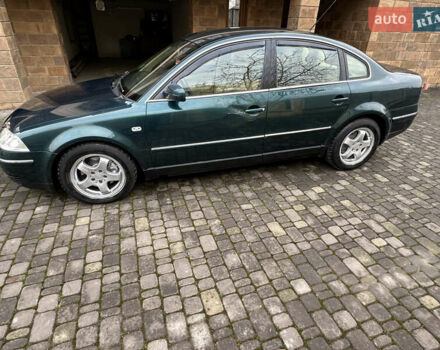 Зеленый Фольксваген Пассат, объемом двигателя 2.5 л и пробегом 273 тыс. км за 3899 $, фото 5 на Automoto.ua