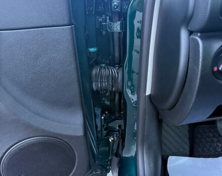 Зелений Фольксваген Пассат, об'ємом двигуна 1.6 л та пробігом 164 тис. км за 6499 $, фото 84 на Automoto.ua