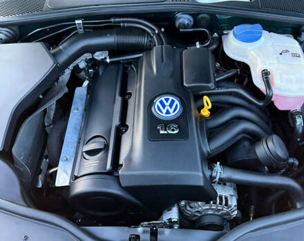 Зелений Фольксваген Пассат, об'ємом двигуна 1.6 л та пробігом 164 тис. км за 6499 $, фото 18 на Automoto.ua