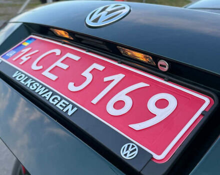 Зелений Фольксваген Пассат, об'ємом двигуна 1.6 л та пробігом 164 тис. км за 6499 $, фото 60 на Automoto.ua