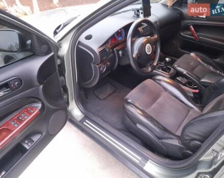 Зеленый Фольксваген Пассат, объемом двигателя 1.8 л и пробегом 354 тыс. км за 4999 $, фото 1 на Automoto.ua